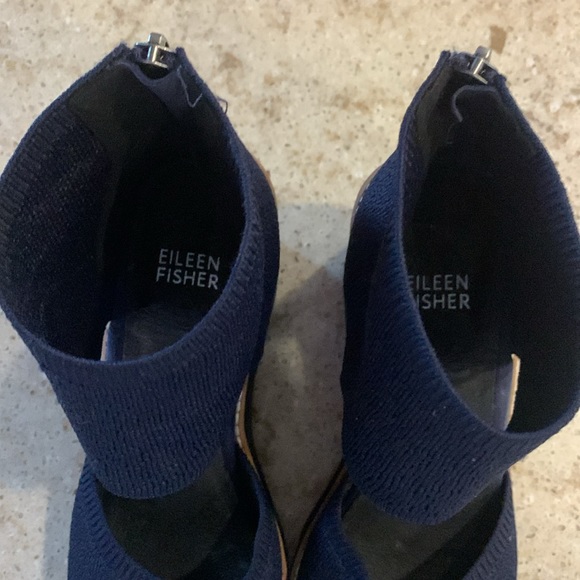 NWOT Eileen Fisher Navy Alec Wedge Pump Size 8.5 - Picture 7 of 7
